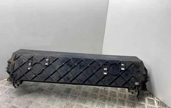 BMW X5 E70 Bottom radiator support slam panel 7795909