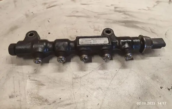 Mazda 3 I Fuel main line pipe