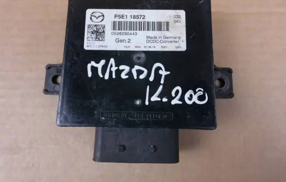 Mazda CX-5 II Voltage converter/converter module P5E118572