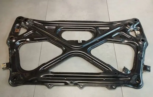 Audi A7 S7 4G Front subframe 4H0399345Q