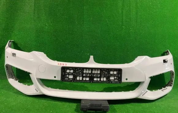 BMW 5 G30 G31 Front bumper 5118064928