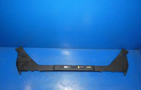 Volvo V60 Engine bonnet/hood lock trim molding 32219832