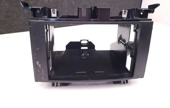 Mercedes-Benz Sprinter W906 Radio/GPS head unit trim A9066890531