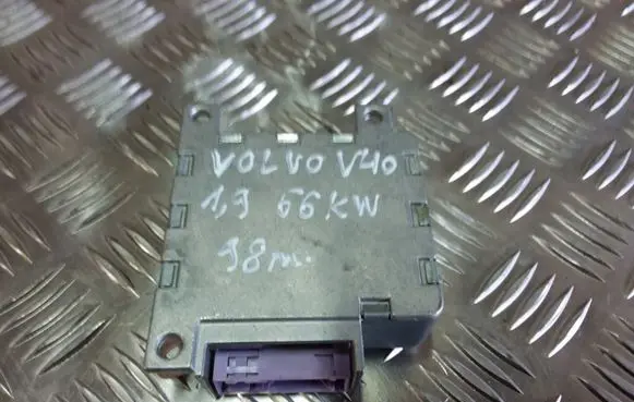 Volvo S40, V40 Airbag control unit/module 0285001147 30611294