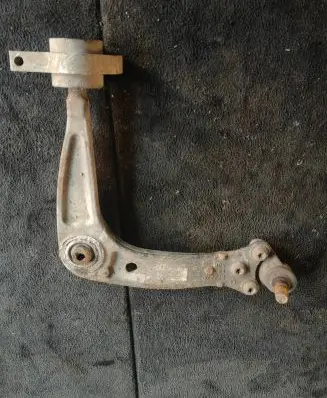 Peugeot 508 Front lower control arm/wishbone