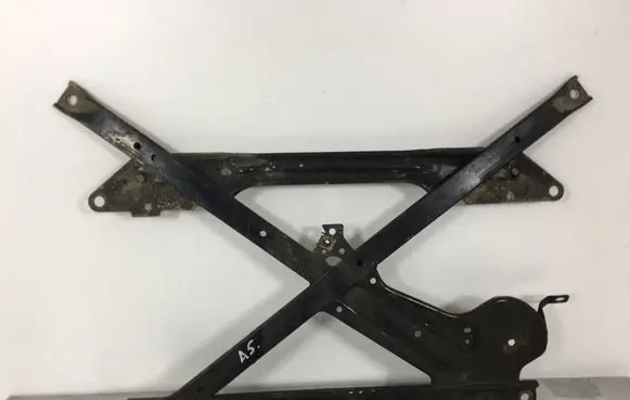 Audi A5 8T 8F Gearbox mounting bracket 8T2399345F