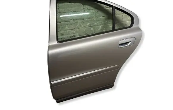 Volvo S60 Rear door 