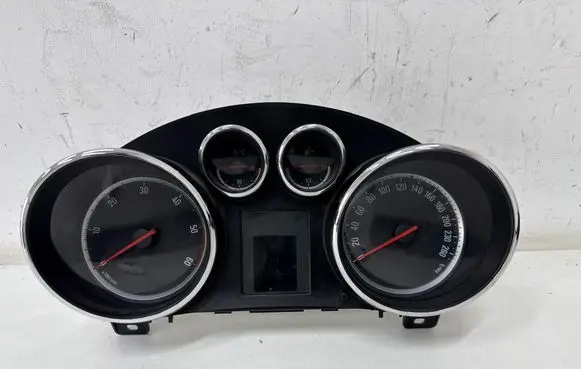 Opel Astra J Speedometer (instrument cluster) 769166750U