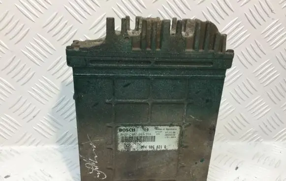 Volkswagen II LT Engine control unit/module 074906021Q