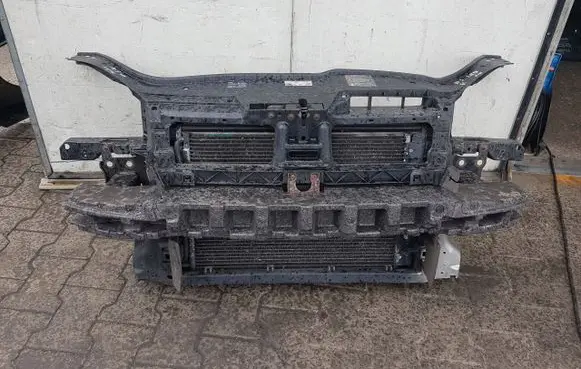 Volkswagen Golf V Front piece kit 170KM