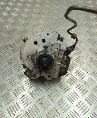 Volvo V70 Fuel injection high pressure pump 1BT070