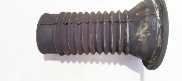 Toyota Avensis T250 Front shock absorber dust cover boot 481570d010 48157-0d010