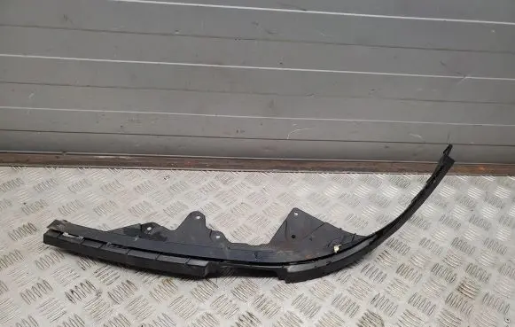 Chrysler Pacifica Headlight/headlamp mounting bracket 6002TM0293