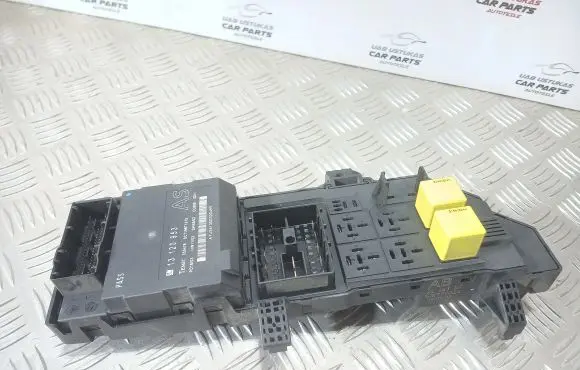 Opel Signum Fuse module 13120953 2443147