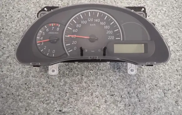 Nissan Micra Speedometer (instrument cluster) 275101hh0d