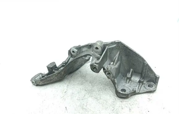 Renault Trafic III (X82) EGR valve cooler bracket A6261410040