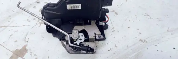Audi A6 S6 C5 4B Front door lock 4B1837016C