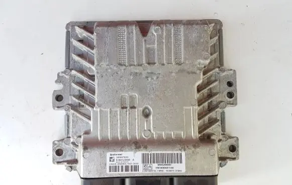 Peugeot Partner Engine control unit/module 9800268980 S180123008A