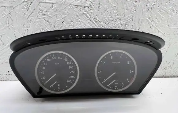 BMW 5 E60 E61 Speedometer (instrument cluster) 6937610 62116937610 6934312