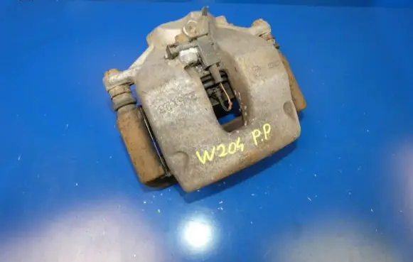 Mercedes-Benz C AMG W204 Front brake caliper