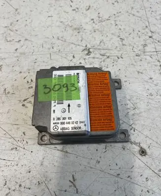 Mercedes-Benz Sprinter W901 W902 W903 W904 Airbag control unit/module 0285001105 0004460242