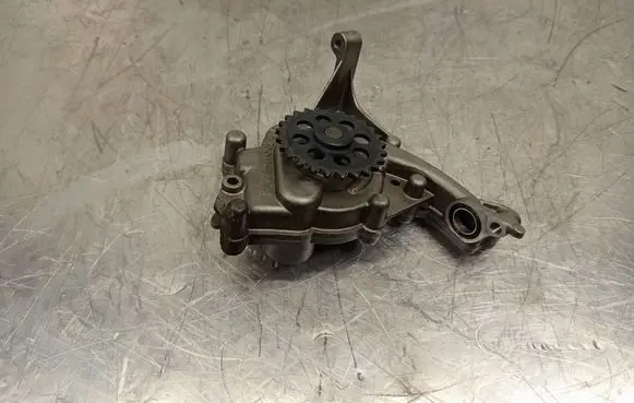 Citroen DS3 Oil pump 9673506480