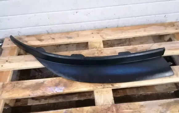 Opel Astra J Front bumper lip 13264406