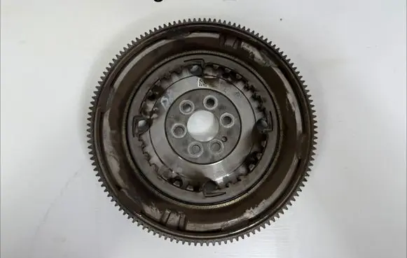 Volkswagen PASSAT B8 Flywheel 03L105266DN
