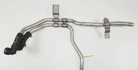 Jaguar XF X250 Engine coolant pipe/hose