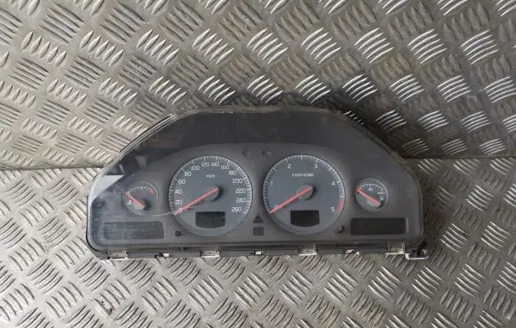 Volvo S80 Speedometer (instrument cluster) 9472452 69294160