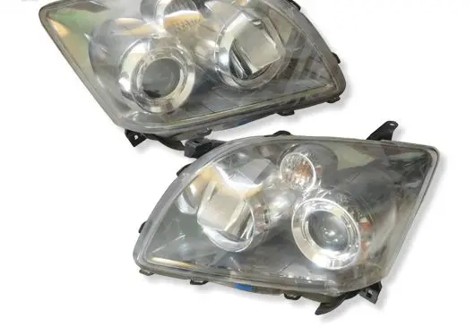 Toyota Avensis T250 Headlights/headlamps set KOITO35106