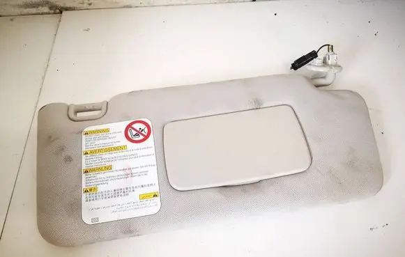 Subaru Legacy Sun visor