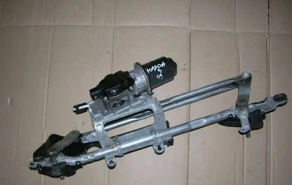 Mazda 3 I Wiper motor