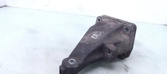 Mercedes-Benz Vito Viano W639 Engine mounting bracket A6462230204