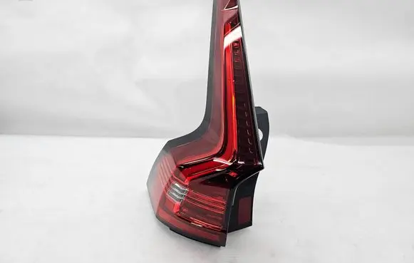 Volvo S90, V90 Rear/tail lights 32337133