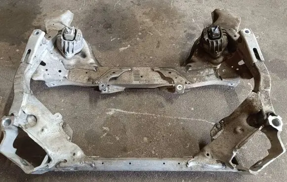 BMW 1 E81 E87 Front subframe 502911522