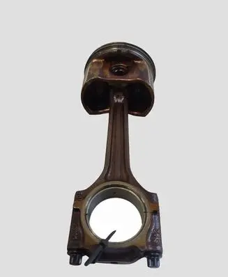 Volkswagen Golf V Piston with connecting rod