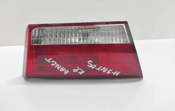 Hyundai Sonata Tailgate rear/tail lights 924033K0