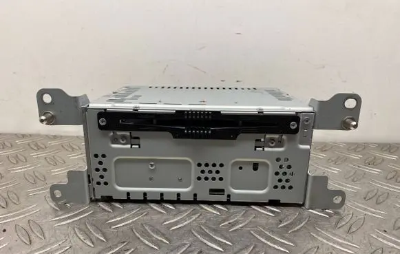 Ford Fusion II Radio/CD/DVD/GPS head unit FS7T19C107YC CJ15N04MB
