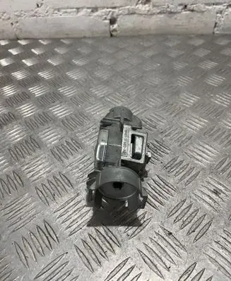 Ford Focus Ignition lock 3M513F880AC