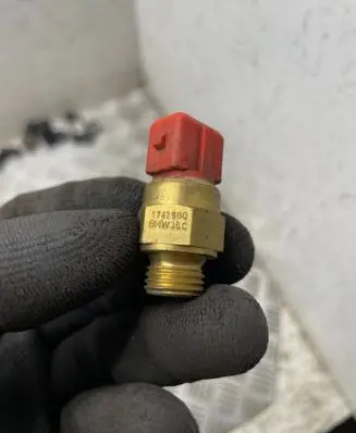 Land Rover Freelander Coolant temperature sensor 1741900