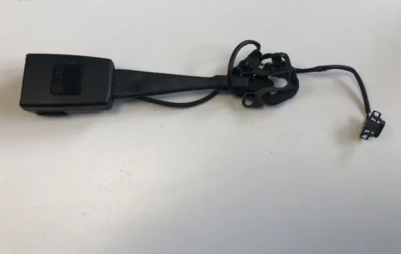 Audi A4 S4 B8 8K Front seatbelt buckle 8K0857755F