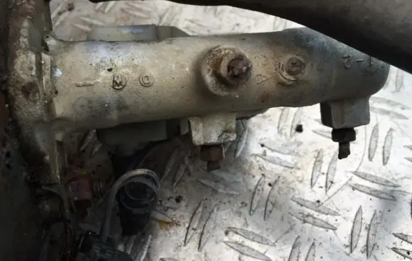 Mazda 626 Master brake cylinder