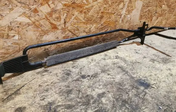 Mercedes-Benz E W211 Power steering radiator 5000372