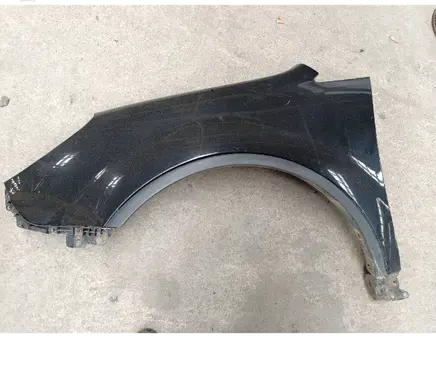Subaru B9 Tribeca Fender