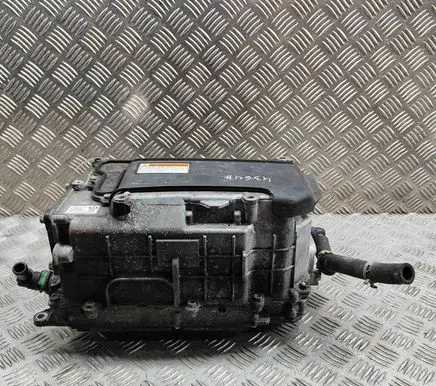 Toyota Prius+ (ZVW40) Voltage converter inverter G920028030 G920147053