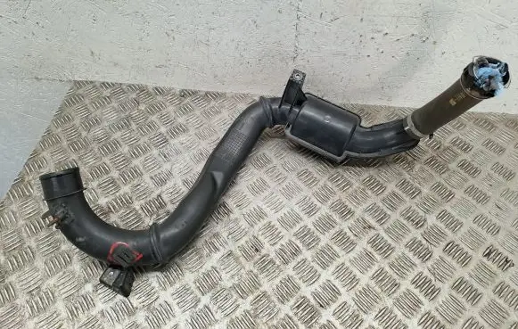 Renault Trafic II (X83) Intercooler hose/pipe 8200760909 93861385