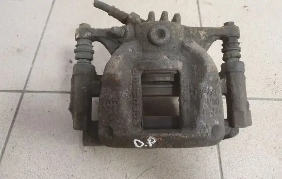 Opel Vivaro Front brake caliper