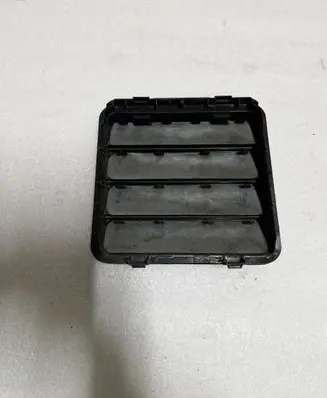 Dodge Durango Quarter panel pressure vent 68323649AB