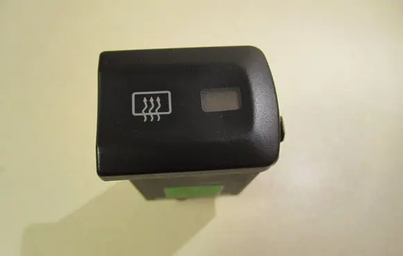 Audi A3 S3 8L Windscreen/window heater switch 8L0941503A